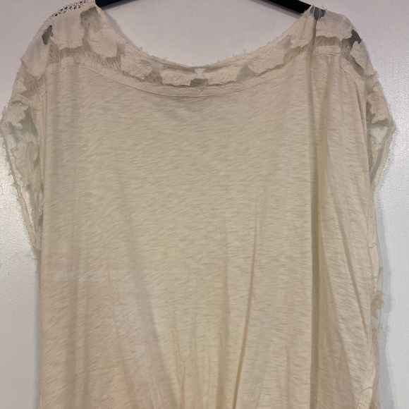 Lucky Brand High Low Beige Top, Crocheted Back - Size XL - Picture 2 of 6